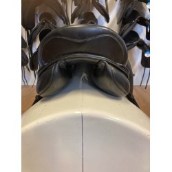 Brugt Prestige Lucky dressursadel 16"