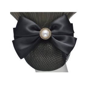 EQUIPAGE Agnes h�rsp�nde med sl�jfe og h�rnet