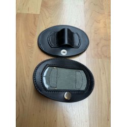 Selet�jsnummer i sort l�der, oval