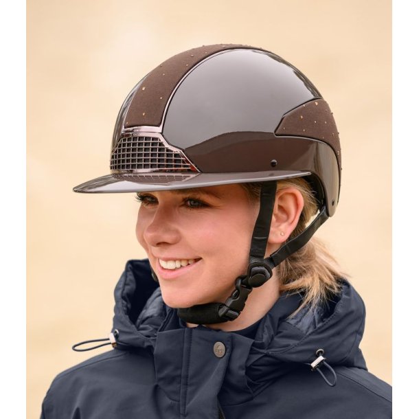 SWING H 24 ridehjelm glossy brun m. sten og stor skygge