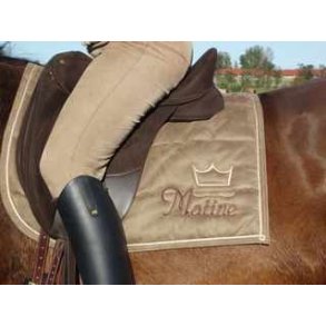 Broderi af navn p rideudstyr